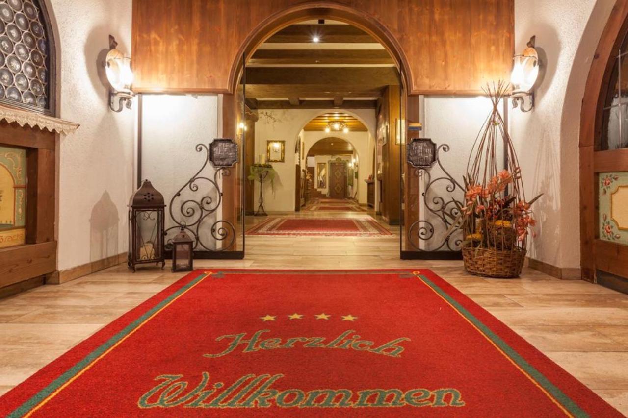 Hotel Donnerhof フルプメス エクステリア 写真